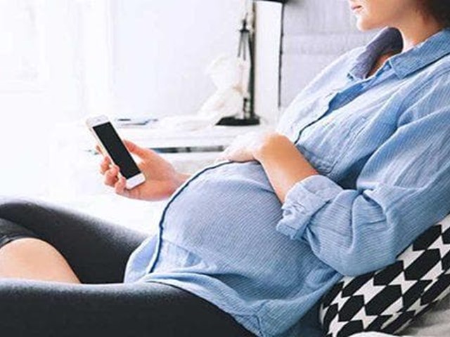 El uso del teléfono móvil durante el embarazo se asocia con riesgo de hiperactividad y falta de atención en niños